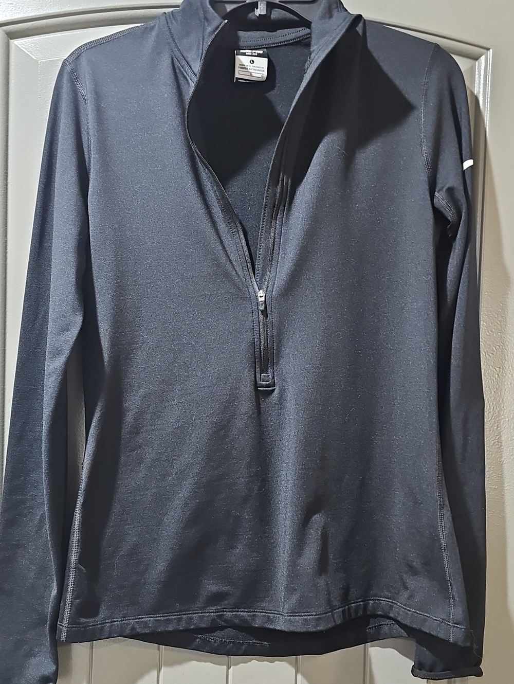 Nike Men's Black Half-Zip Performance Pullover (E)